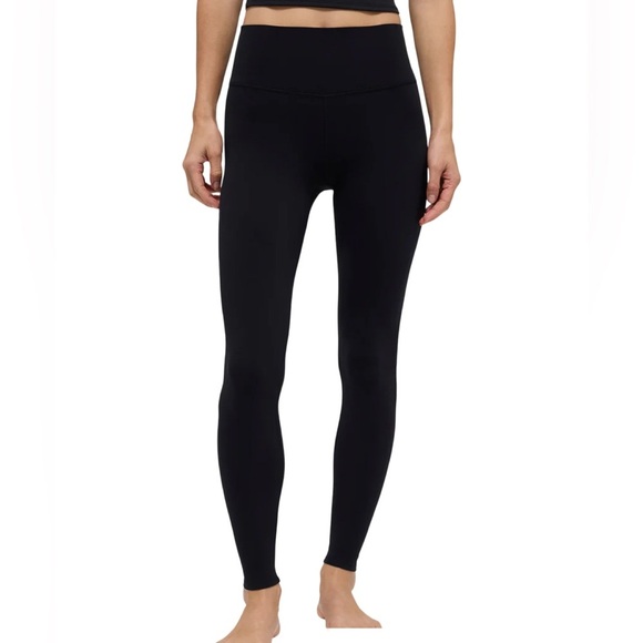 ALO NWOT Airbrush Legging Black Size XS - Picture 2 of 6